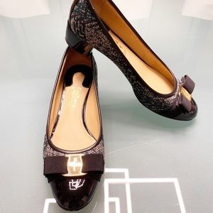 Salvatore Ferragamo vara bow pumps